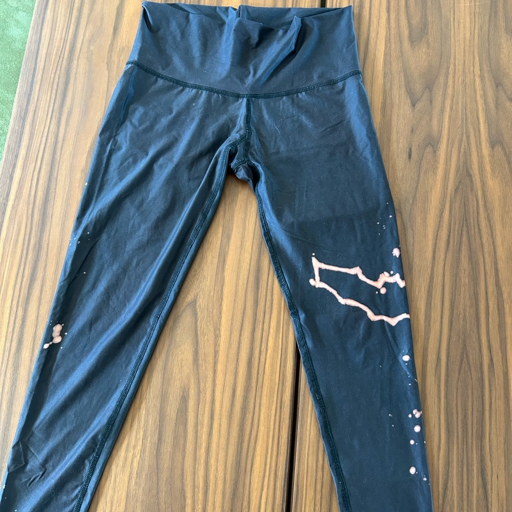 TEEKI black bat leggings